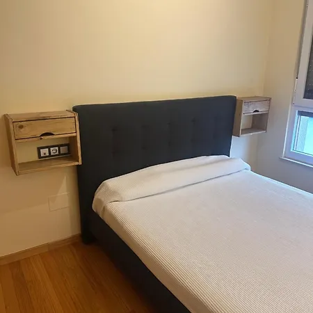 Pilgrims House Ii Διαμέρισμα Lourenza